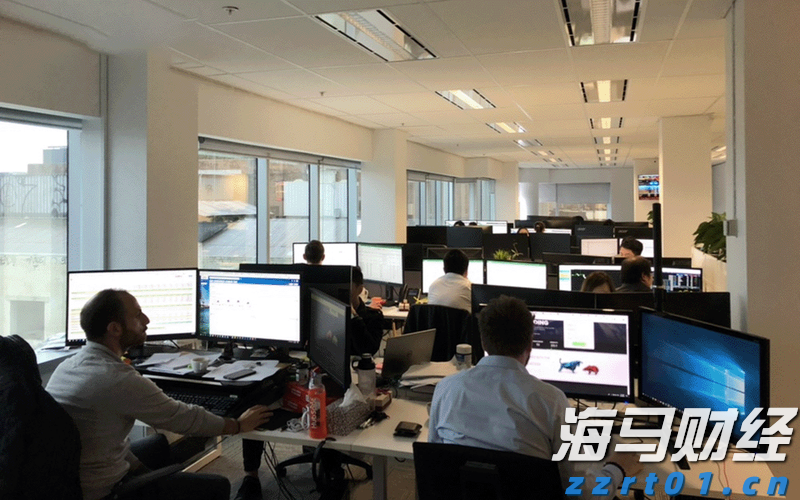 世界首套550米工作面刮板输送成套装备“出海”